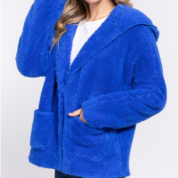 17 LONG DOLMAN SLEEVE HOODIE SHERPA JACKET - Picture 2 of 3